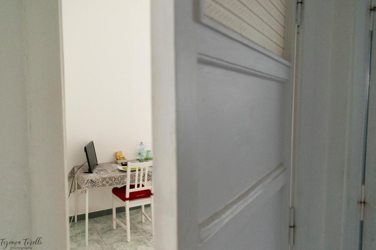 Archita Guest House Бари Экстерьер фото
