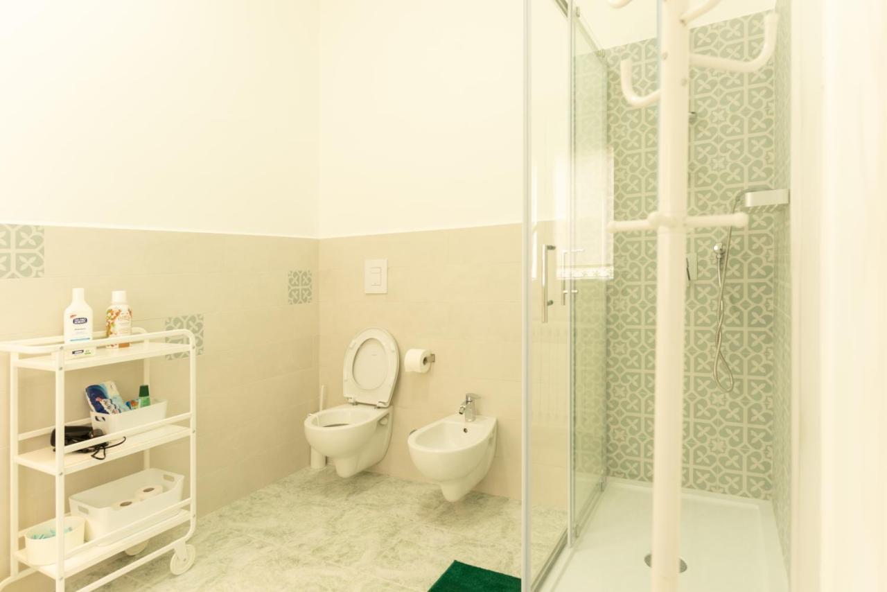 Archita Guest House Бари Экстерьер фото