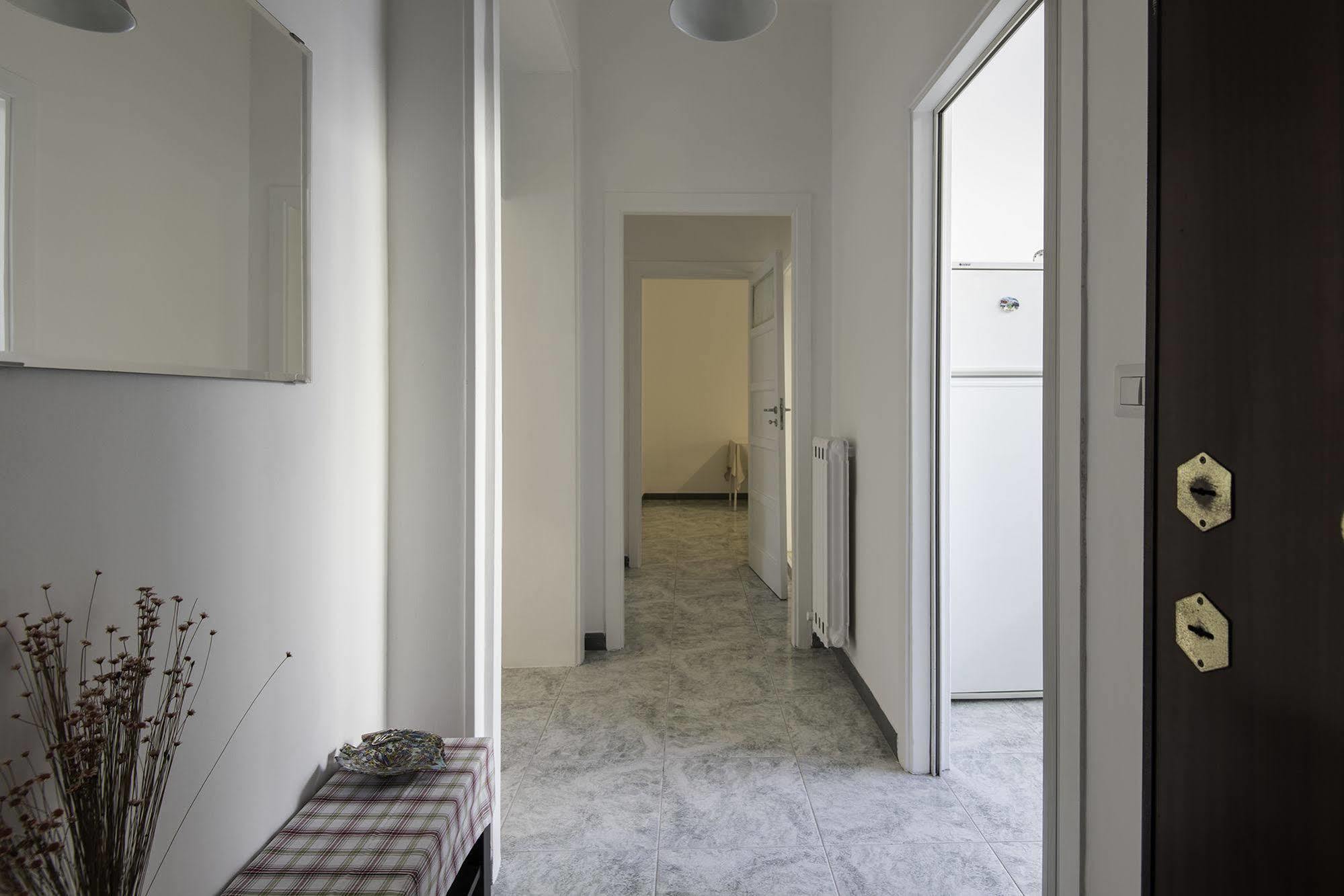 Archita Guest House Бари Экстерьер фото